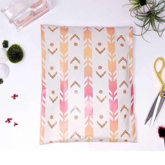 Poly mailers  - Picture 7 of 14